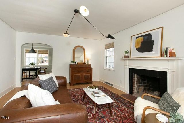 821 N Buchanan Boulevard B, Durham, NC 27701