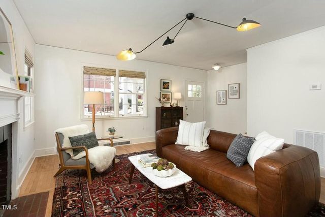 821 N Buchanan Boulevard B, Durham, NC 27701