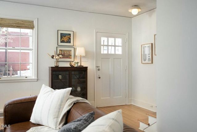 821 N Buchanan Boulevard B, Durham, NC 27701