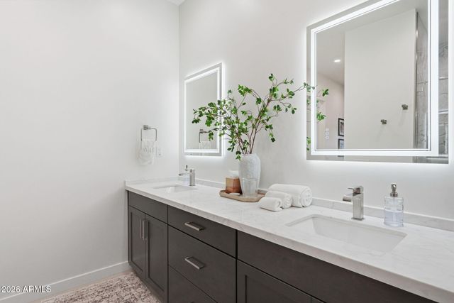 6525 E CAVE CREEK Road 201, Cave Creek, AZ 85331