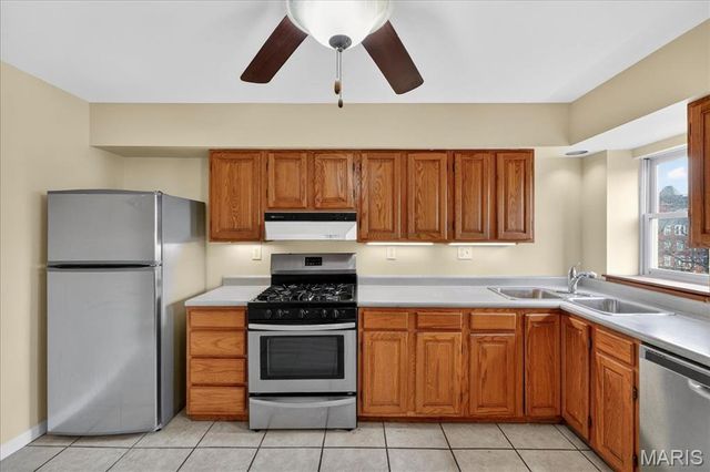 2018 Ann Avenue, St Louis, MO 63104