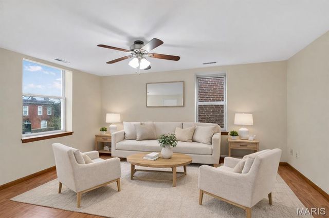 2018 Ann Avenue, St Louis, MO 63104