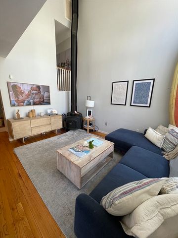 595 Putnam Ave. 595, Cambridge, MA 02139