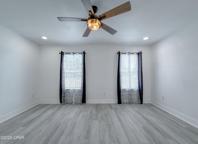 15608 NE New Market Road, Hosford, FL 32334