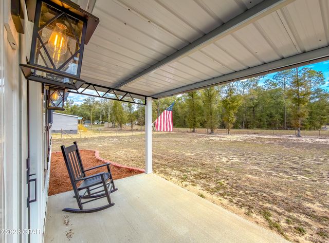 15608 NE New Market Road, Hosford, FL 32334