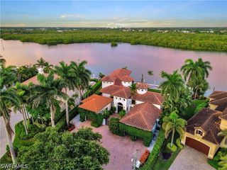 2535 Tarpon RD, Naples, FL 34102