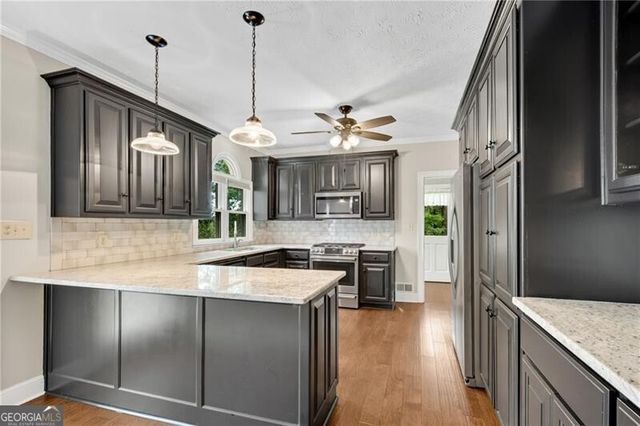6280 Old Shadburn Ferry Road, Buford, GA 30518