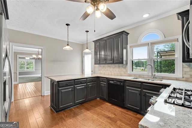 6280 Old Shadburn Ferry Road, Buford, GA 30518
