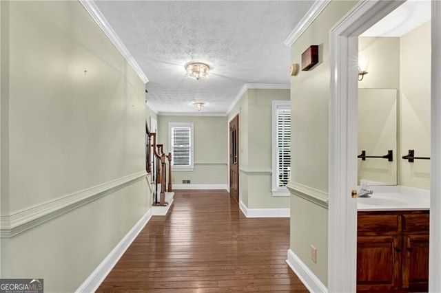 6280 Old Shadburn Ferry Road, Buford, GA 30518