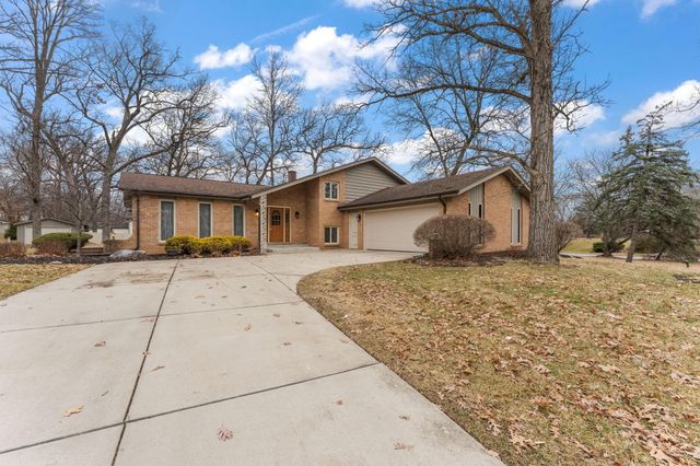 12480 Acorn Court, St. John, IN 46373