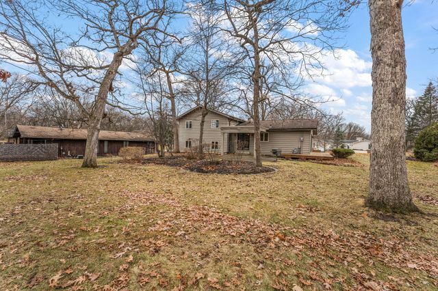 12480 Acorn Court, St. John, IN 46373