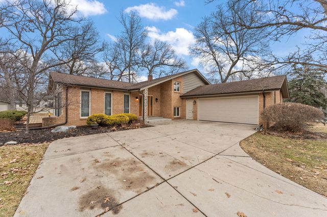 12480 Acorn Court, St. John, IN 46373