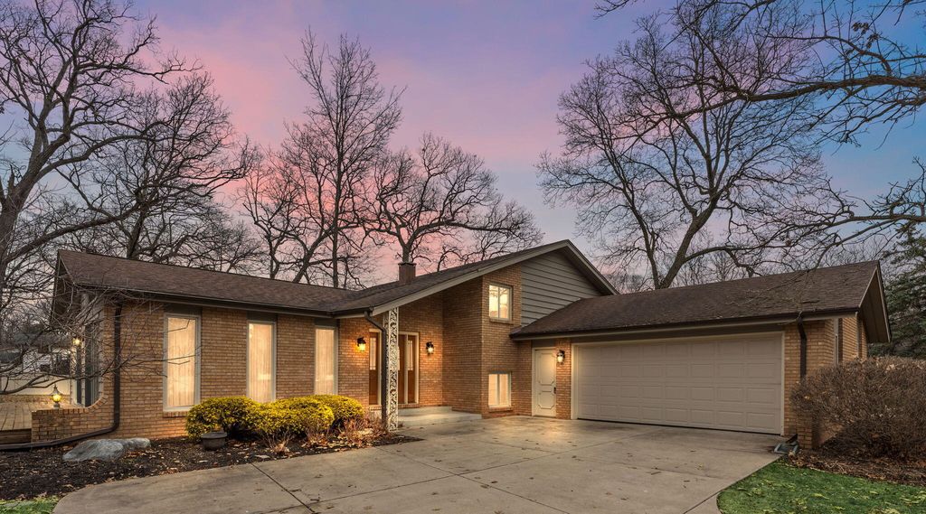 12480 Acorn Court, St. John, IN 46373