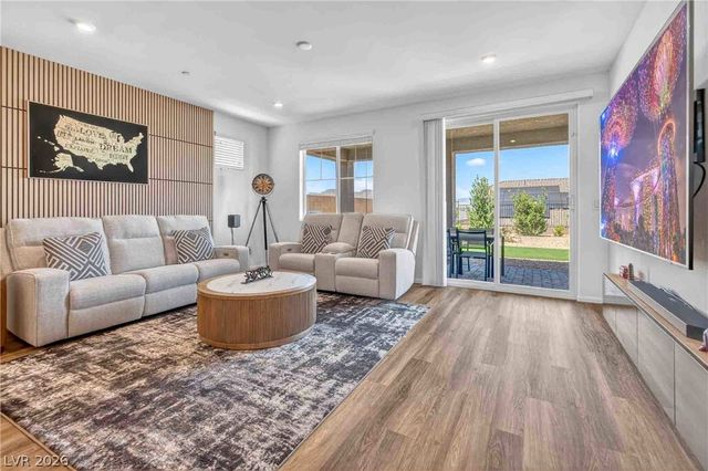 312 South Parawan Street, Henderson, NV 89015