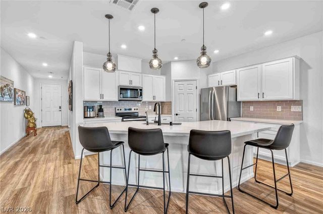 312 South Parawan Street, Henderson, NV 89015