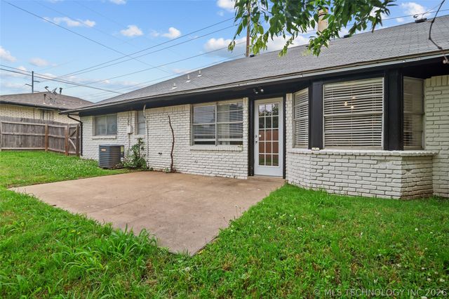2518 E 51st Street, Tulsa, OK 74105