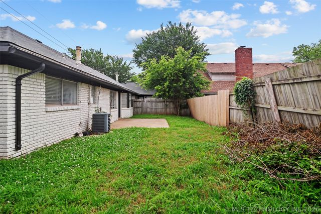 2518 E 51st Street, Tulsa, OK 74105