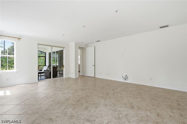 2886 Castillo CT 101, Naples, FL 34109