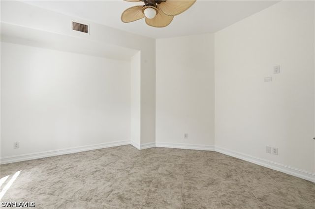 2886 Castillo CT 101, Naples, FL 34109