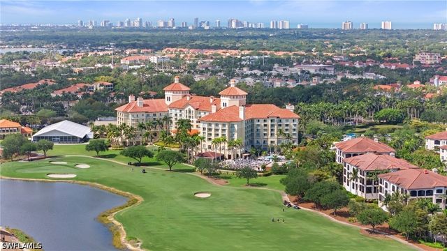 2886 Castillo CT 101, Naples, FL 34109