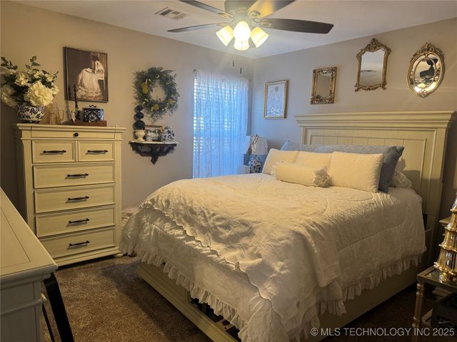 1315 Panther Lane, Sapulpa, OK 74066