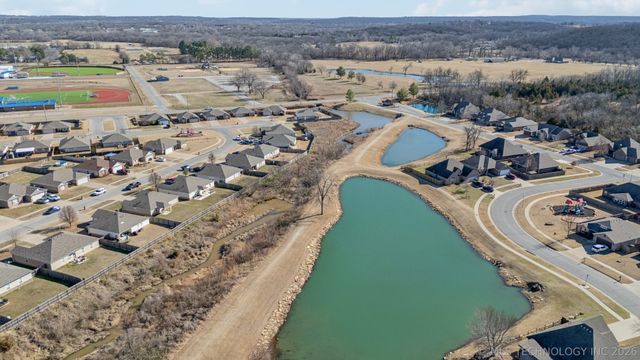 1315 Panther Lane, Sapulpa, OK 74066