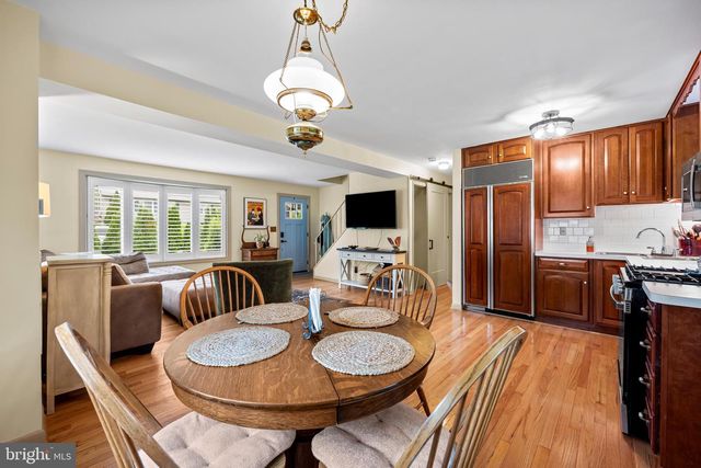 229 DAWSON DR, Cockeysville, MD 21030