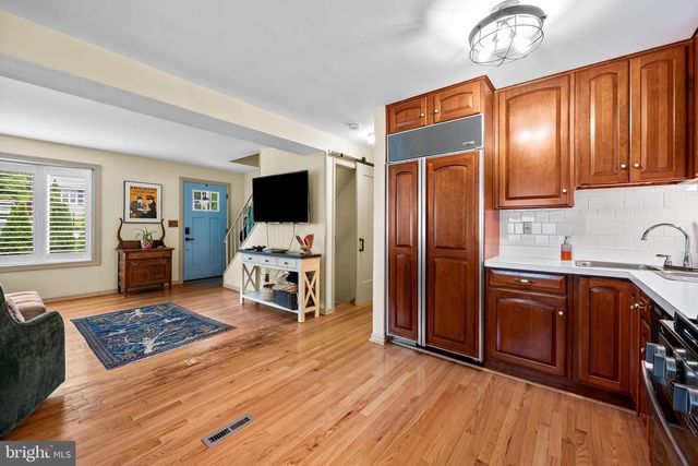 229 DAWSON DR, Cockeysville, MD 21030