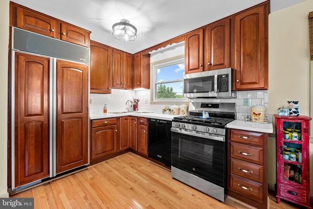 229 DAWSON DR, Cockeysville, MD 21030