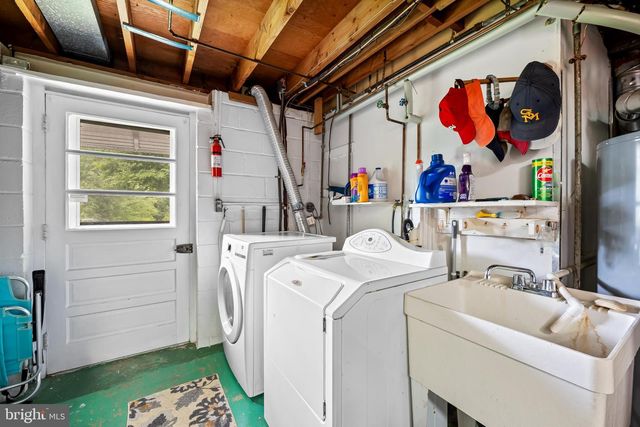 229 DAWSON DR, Cockeysville, MD 21030