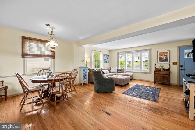 229 DAWSON DR, Cockeysville, MD 21030