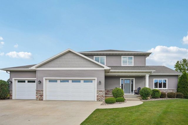 1200 Stone Edge Court, Waunakee, WI 53597