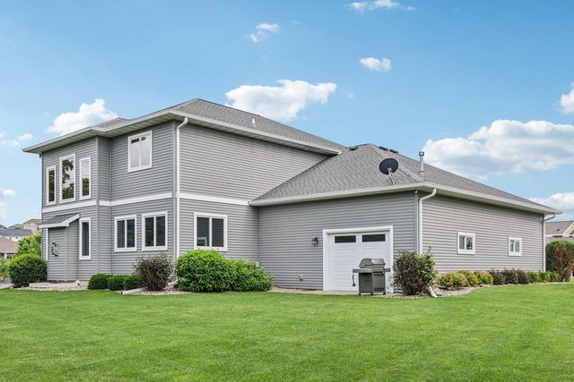 1200 Stone Edge Court, Waunakee, WI 53597