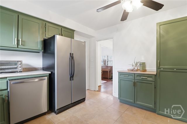 2232 Daffin Drive, Savannah, GA 31404