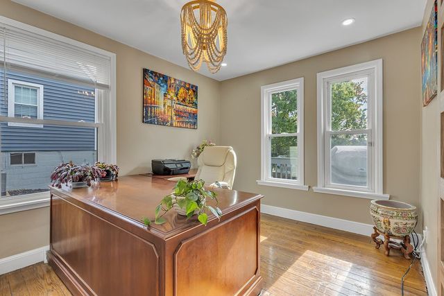 979 7th St, Beaver, PA 15009