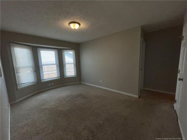 6770 Winchester Street, Fayetteville, NC 28314