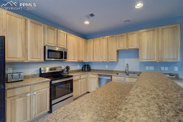 4921 Black Vulture Grove, Colorado Springs, CO 80916