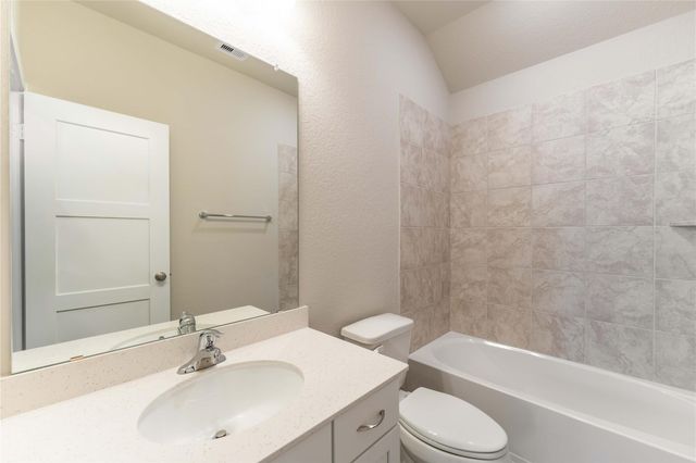 239 Bay Laurel Court, Alvin, TX 77511