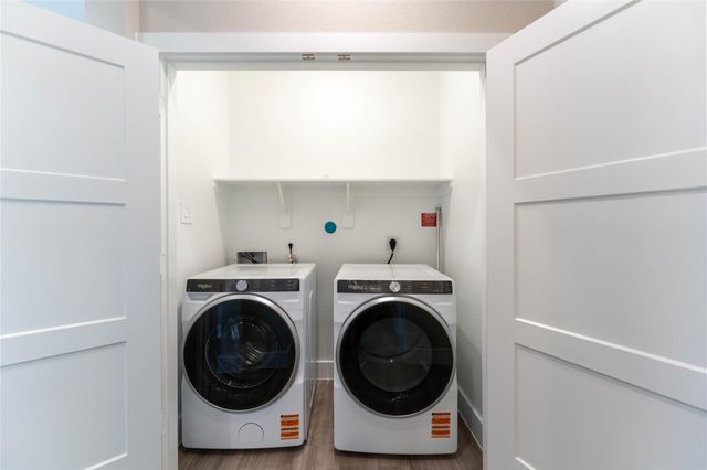 239 Bay Laurel Court, Alvin, TX 77511