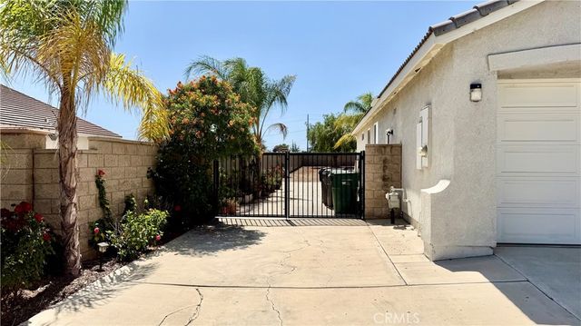 19241 Silver Summit, Perris, CA 92570