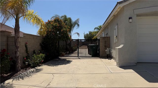 19241 Silver Summit, Perris, CA 92570