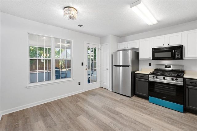 4582 Grove Park Way, Acworth, GA 30101