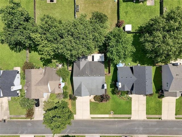 4582 Grove Park Way, Acworth, GA 30101