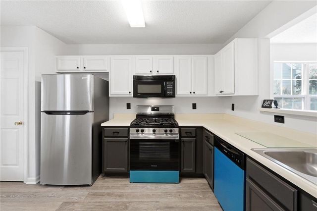 4582 Grove Park Way, Acworth, GA 30101