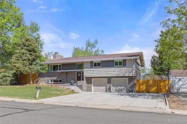 2897 Robb Circle, Lakewood, CO 80215