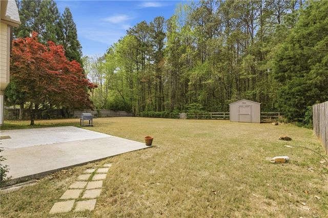 752 Hunters Trace, Dallas, GA 30157