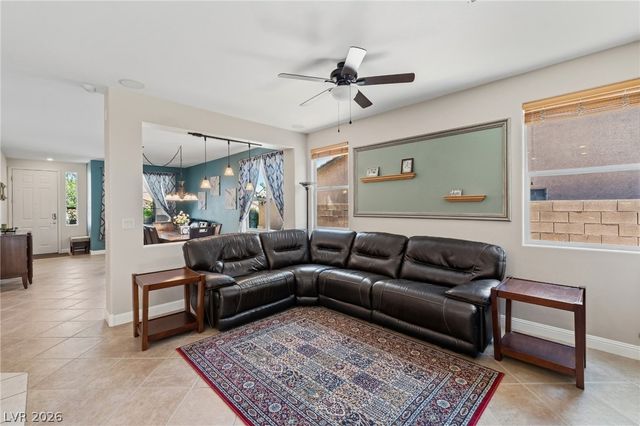193 Regal Sunset Avenue, Henderson, NV 89002