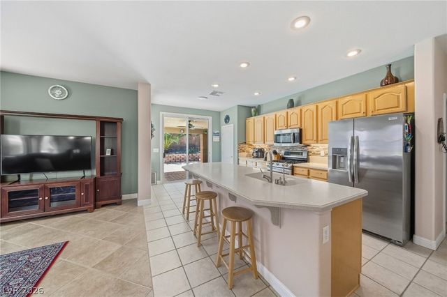 193 Regal Sunset Avenue, Henderson, NV 89002