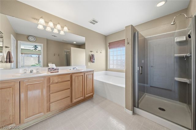 193 Regal Sunset Avenue, Henderson, NV 89002