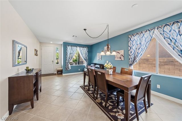 193 Regal Sunset Avenue, Henderson, NV 89002